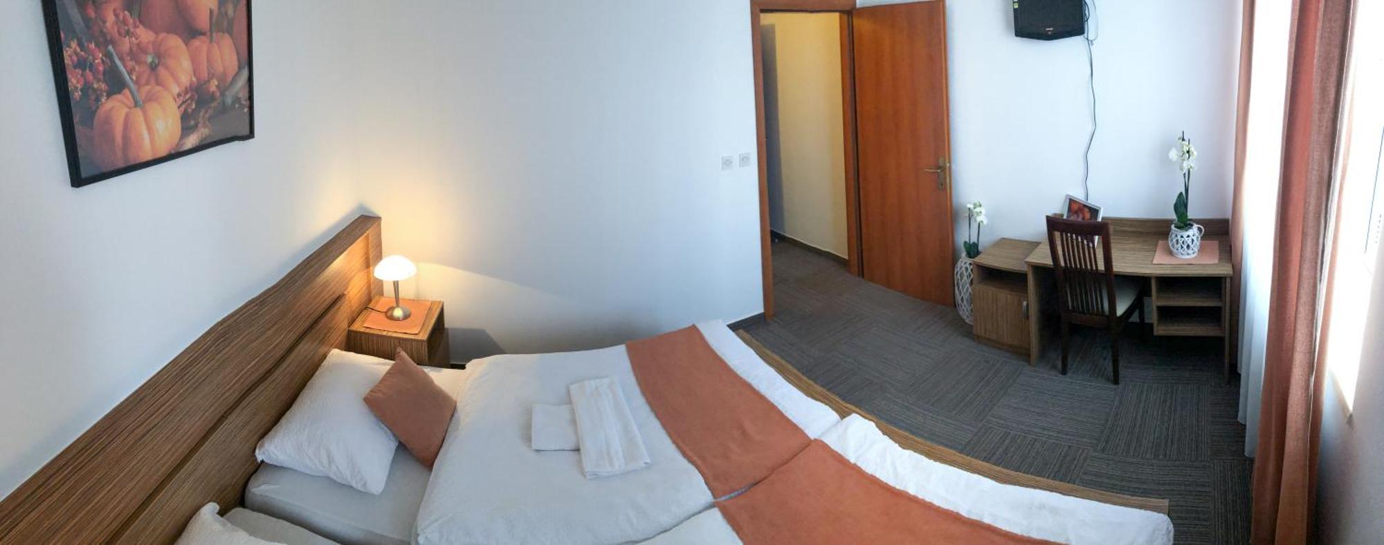 Hotel Restavracija In Prenocisca Carda Martjanci Exteriér fotografie