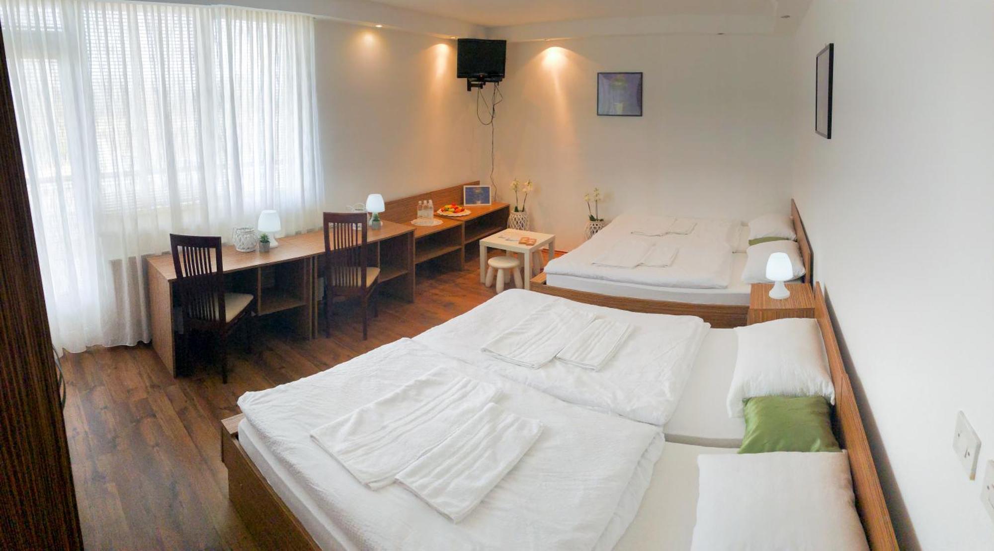 Hotel Restavracija In Prenocisca Carda Martjanci Exteriér fotografie